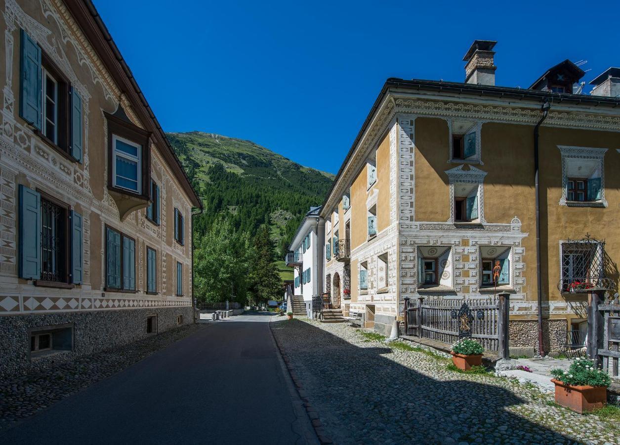 Chesa Michel Apartment Bever Bagian luar foto