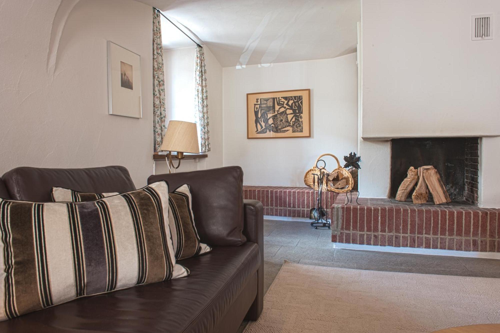 Chesa Michel Apartment Bever Bagian luar foto