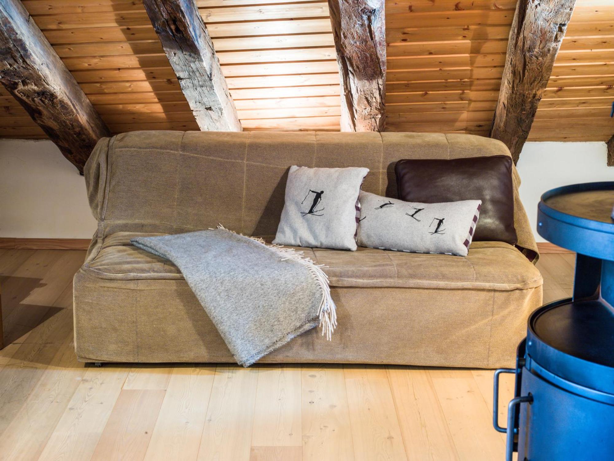 Chesa Michel Apartment Bever Bagian luar foto