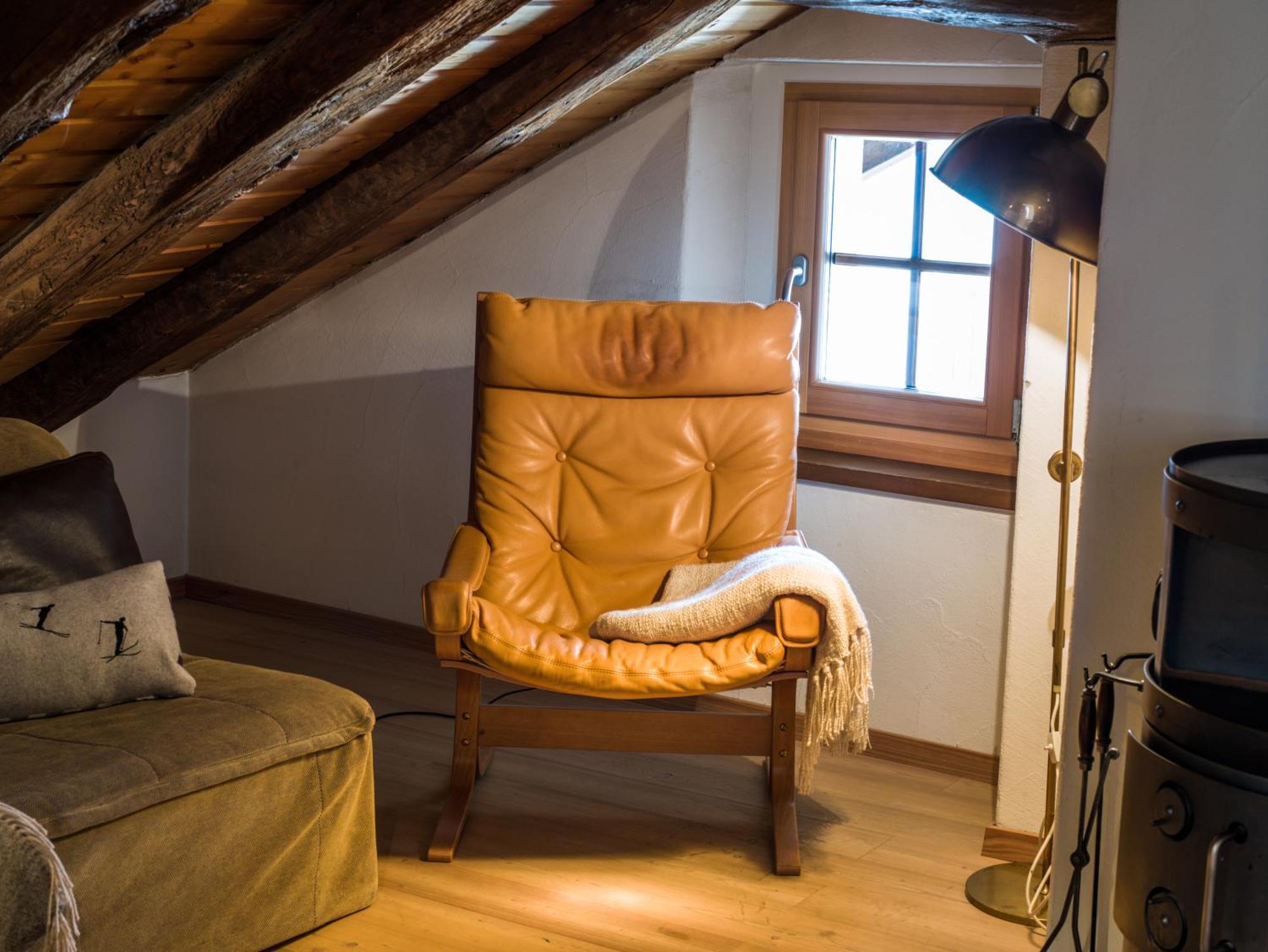 Chesa Michel Apartment Bever Bagian luar foto